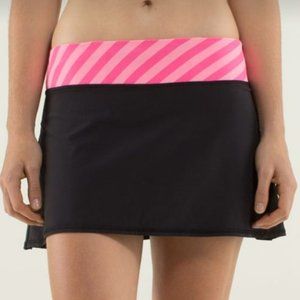Lululemon Black and Pink Run Pace Setter Skirt Size 8